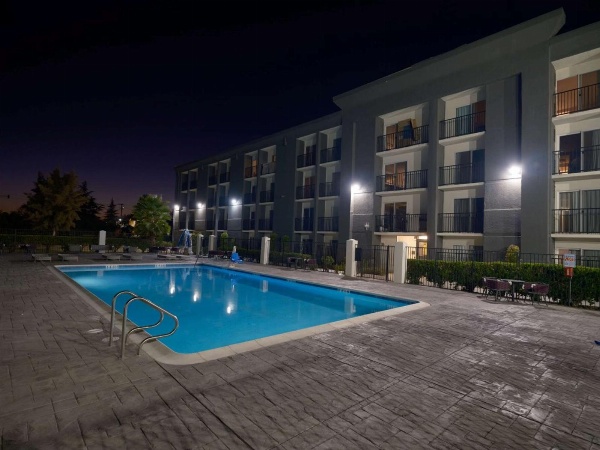 DoubleTree by Hilton Livermore, CA image 7